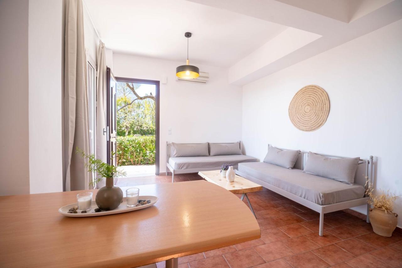 Christoforos Apartments 로우드하타 외부 사진