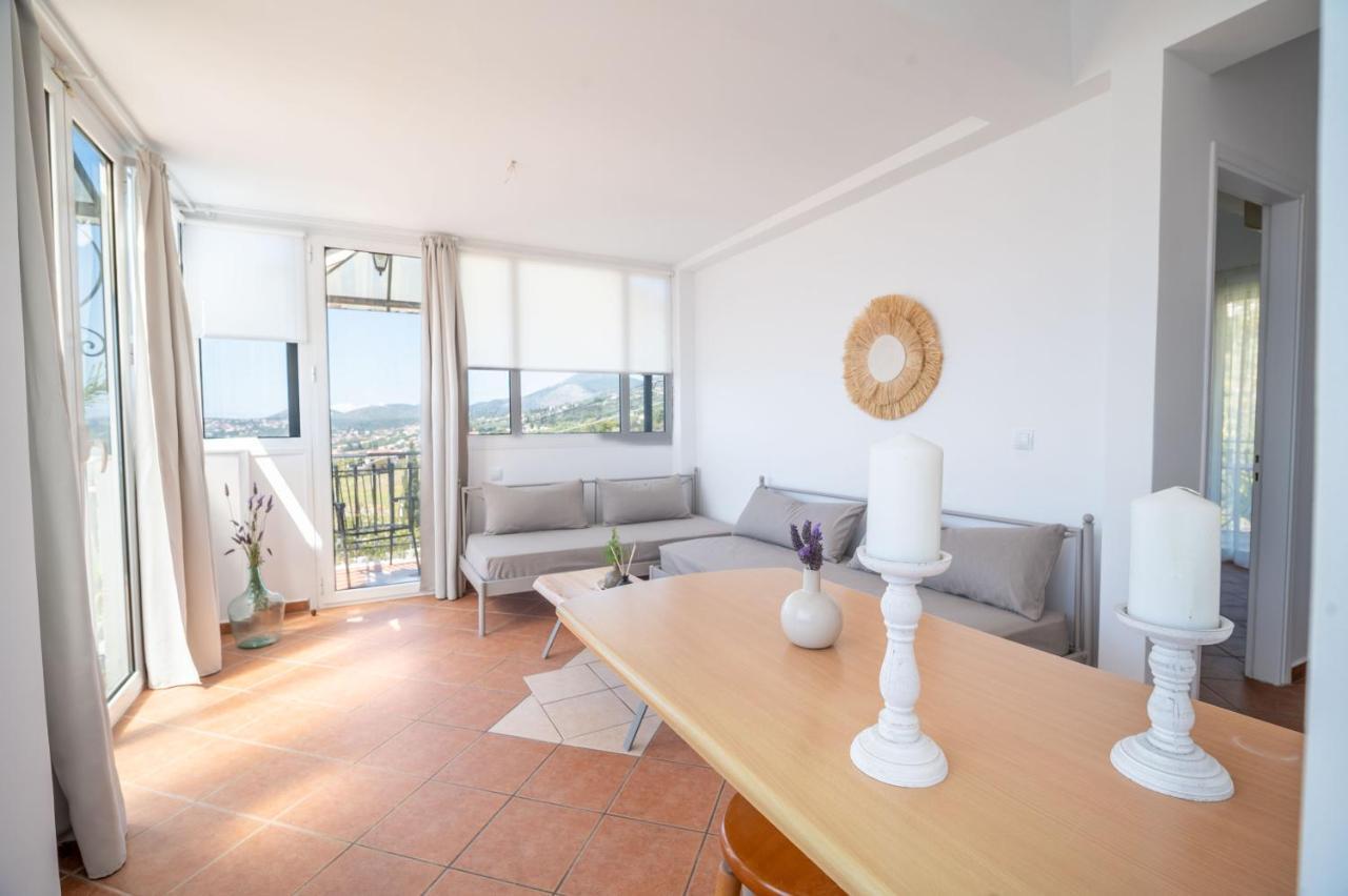 Christoforos Apartments 로우드하타 외부 사진