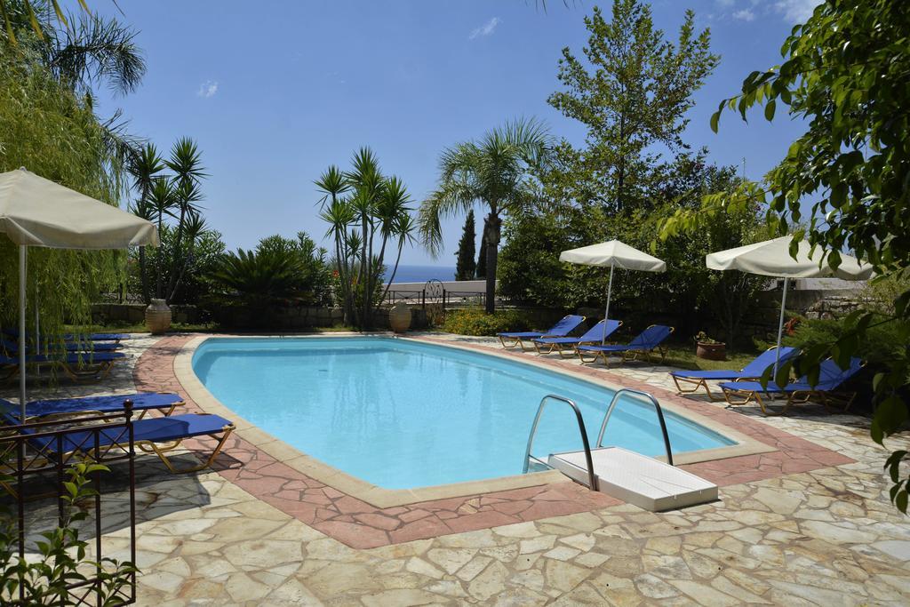 Christoforos Apartments 로우드하타 외부 사진